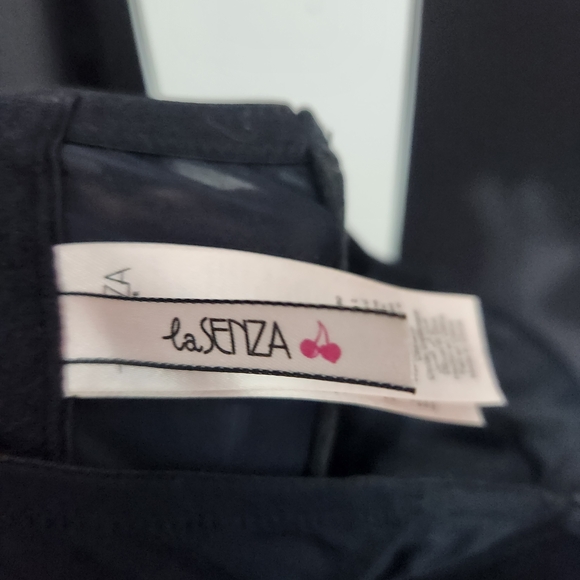 Corset Top - Picture 5 of 6